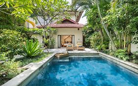 Villa Seriska Seminyak Bali